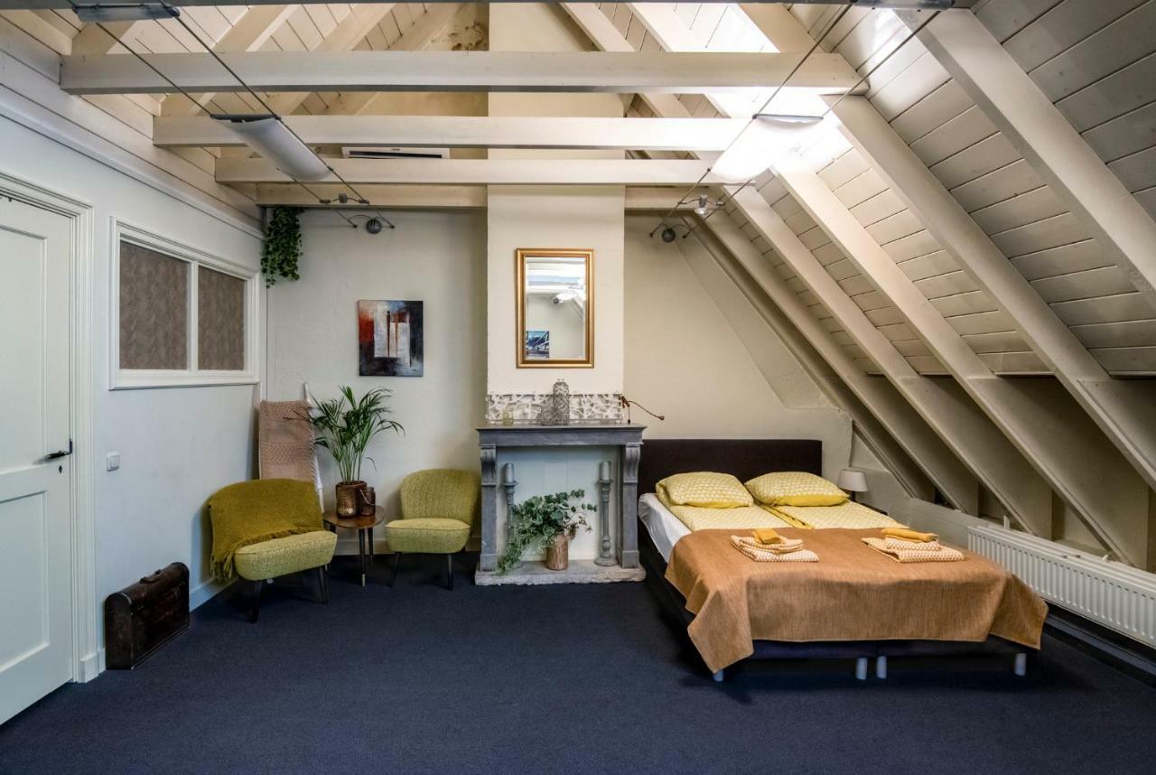 B&B Bij De Sassenpoort ซโวลเลอ ภายนอก รูปภาพ